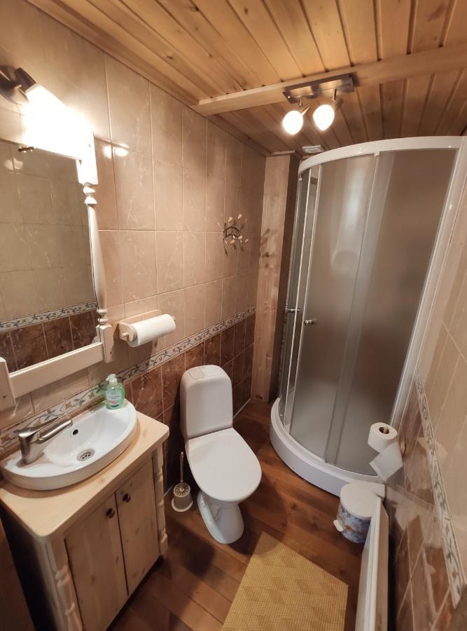 Avinurme Hostel Exteriör bild