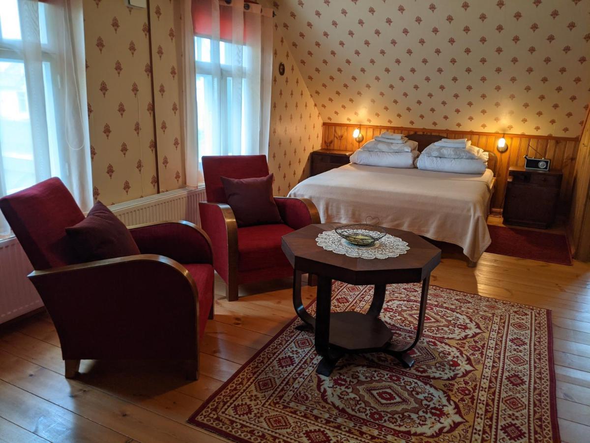 Avinurme Hostel Exteriör bild